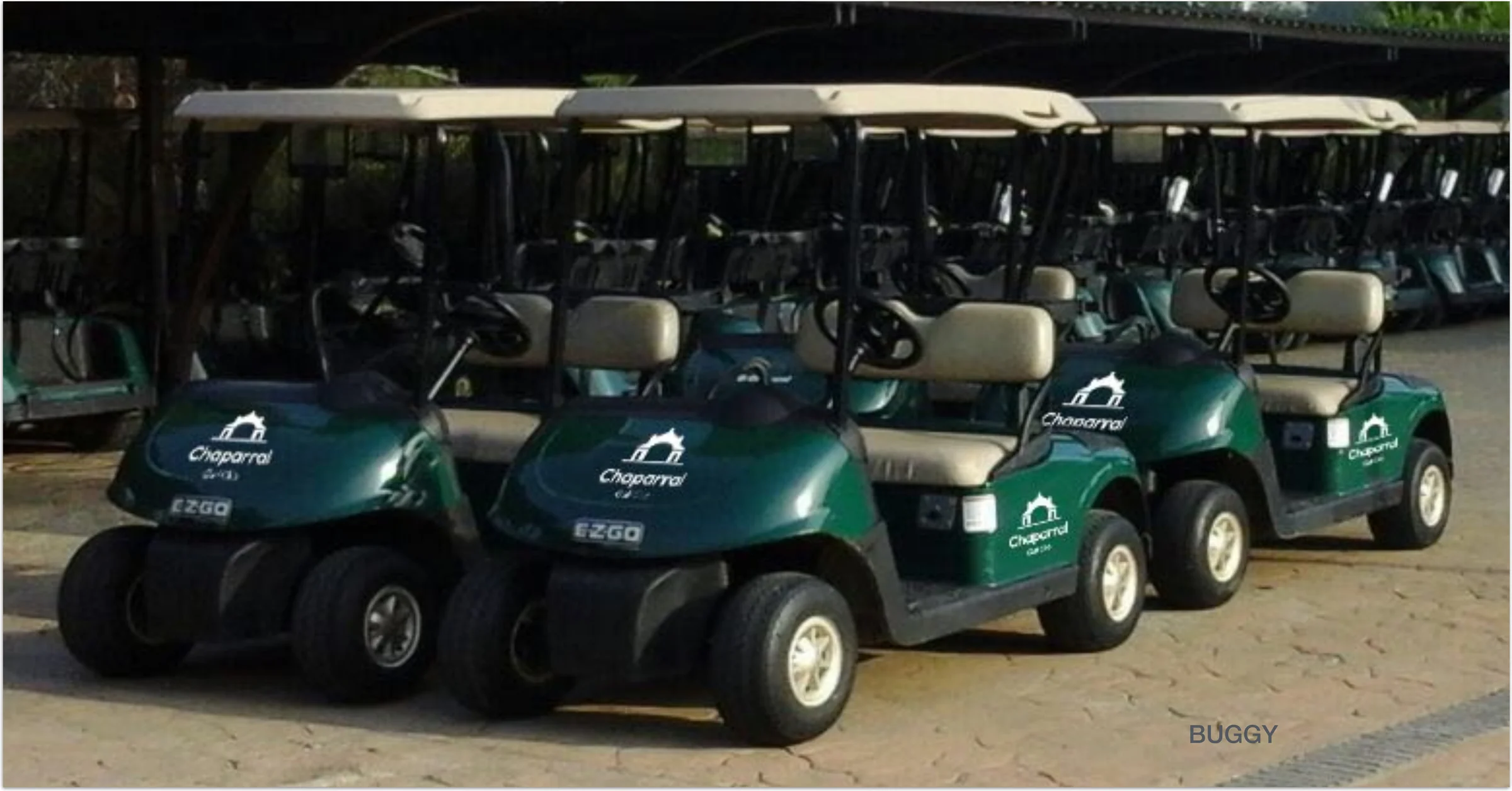 Proyecto de Branding y aplicaciones para Chaparral Golf Club, por Hola in Company