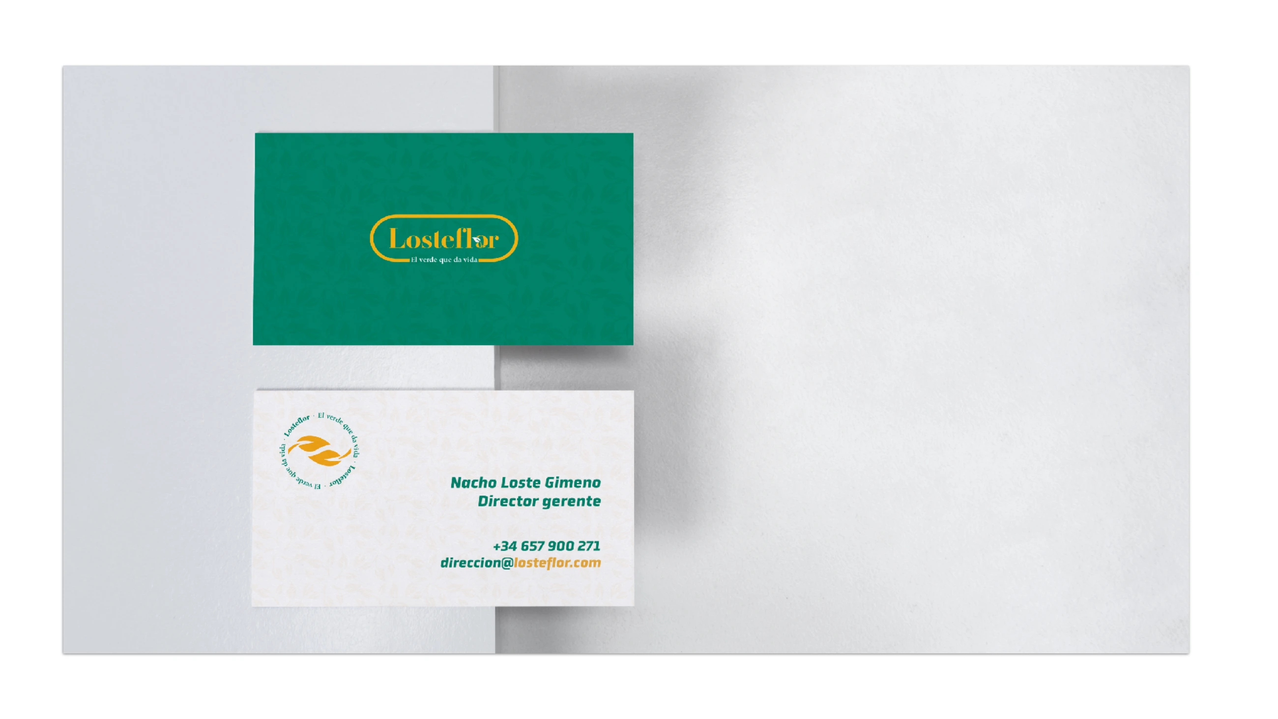 Página 1 del dossier de LosteFlor, proyecto de Hola in Company