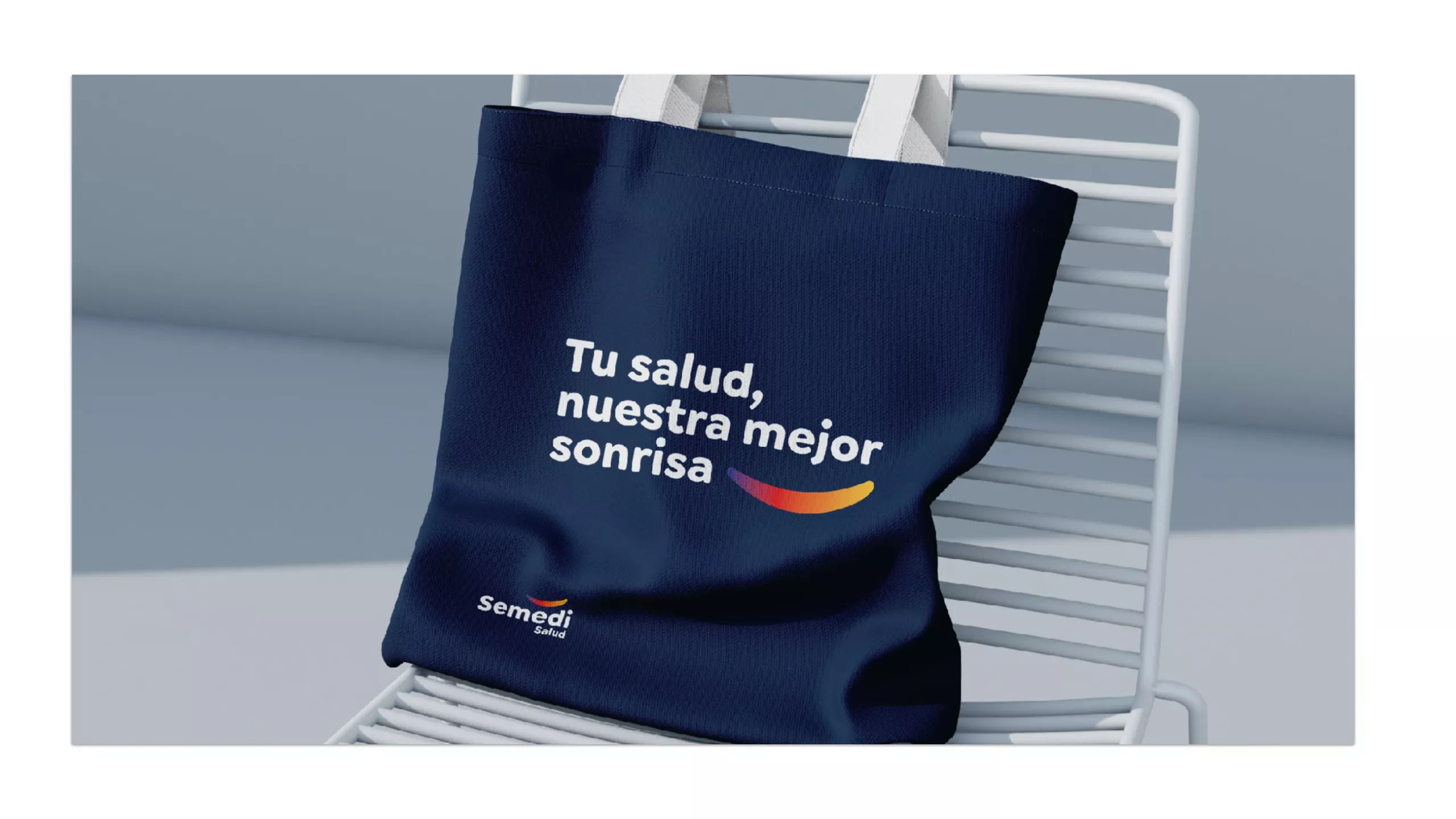 Semedi Salud: piece 5 of the identity and applications project by Hola in Company