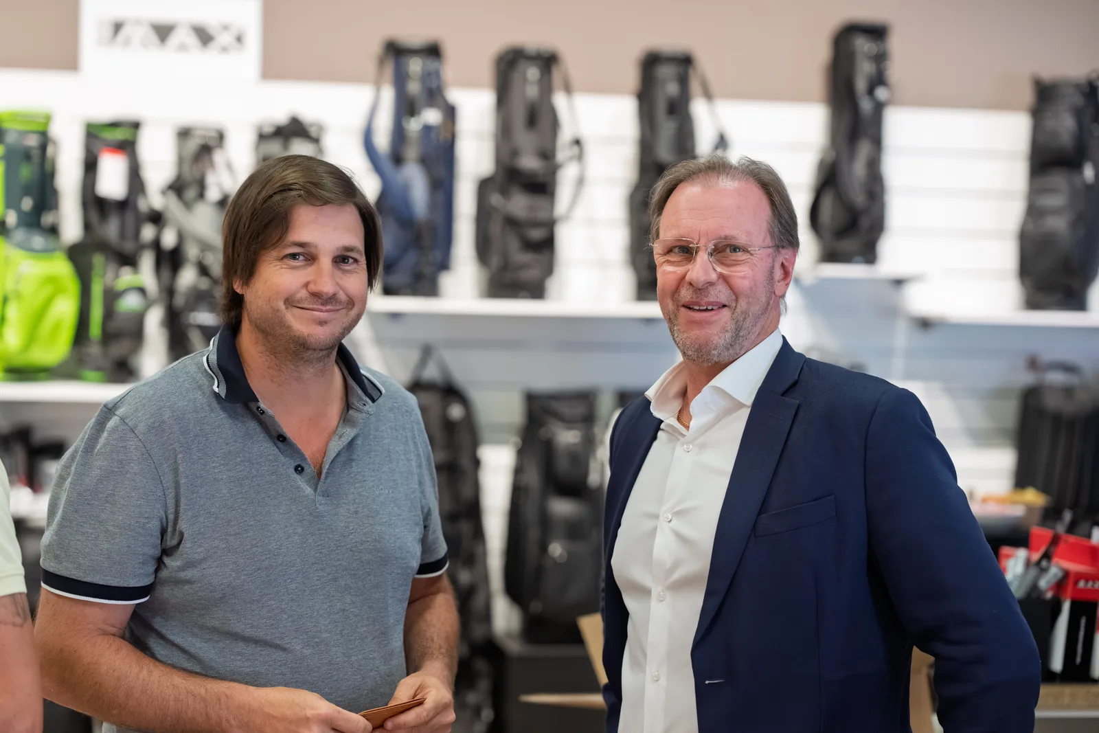 Pieza real del proyecto de Holiday Golf — Hola in Company