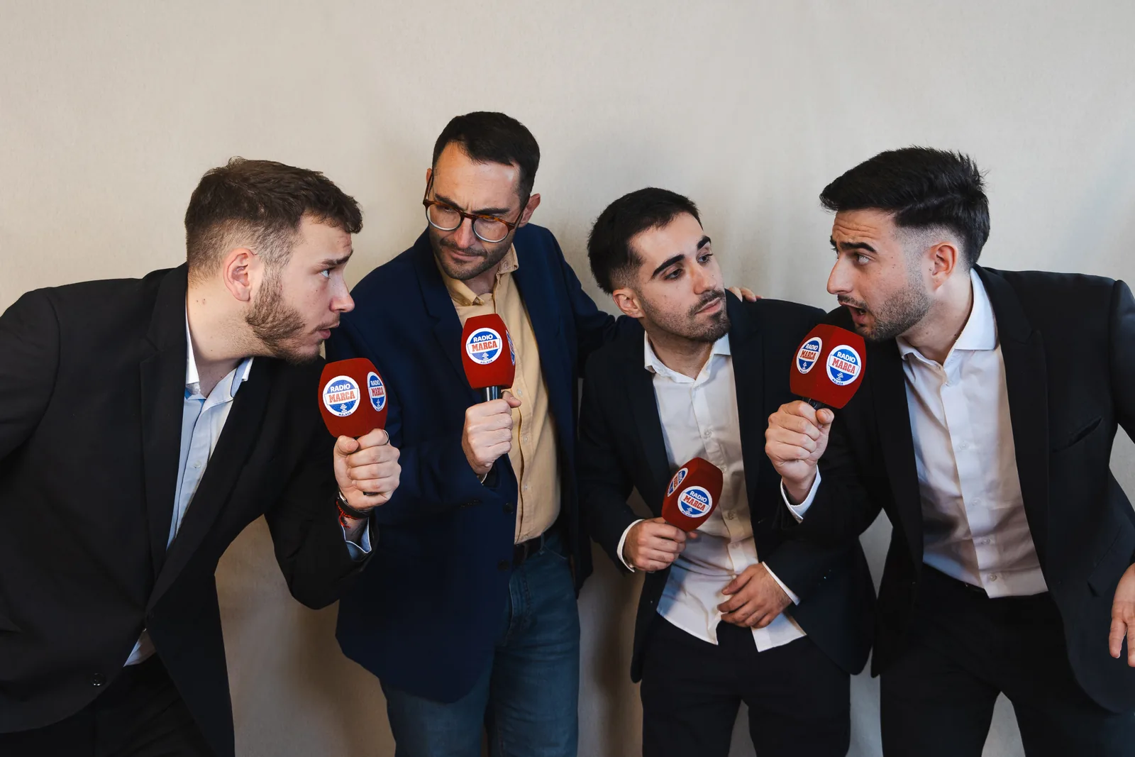 Pieza real del proyecto de Radio Marca — Hola in Company